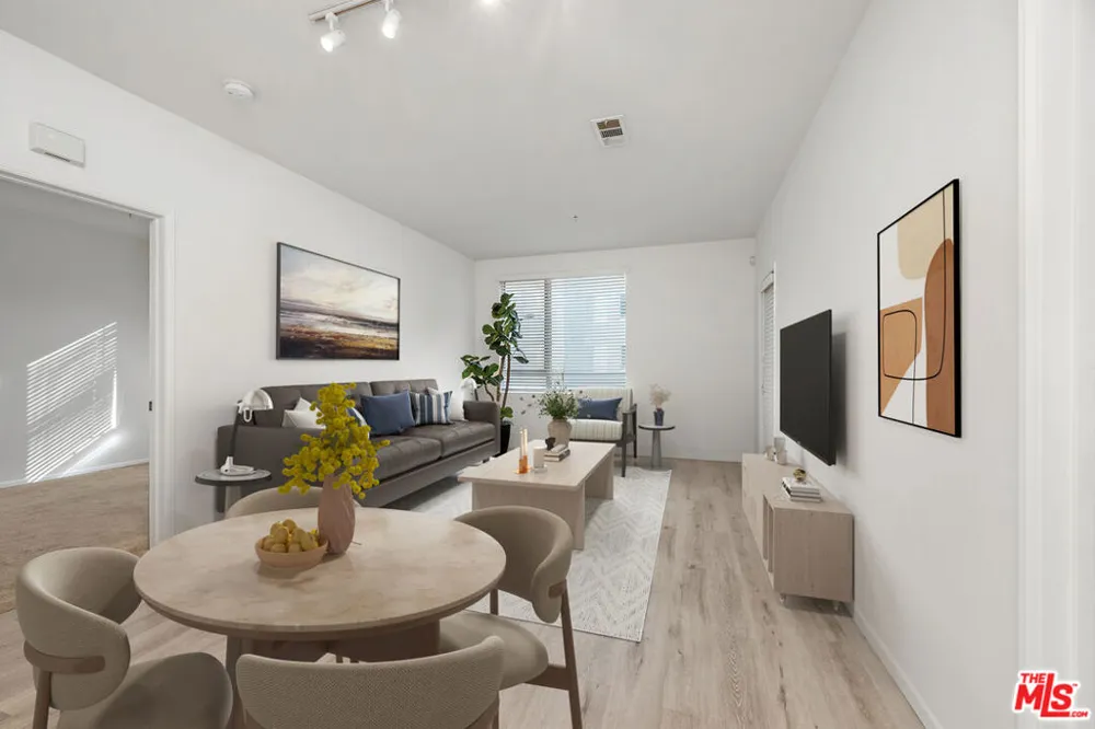 6400 Crescent Parkway #217 Playa Vista, CA 90094
