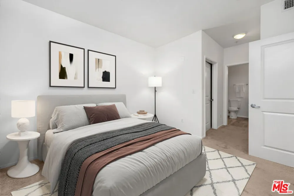 6400 Crescent Parkway #217 Playa Vista, CA 90094