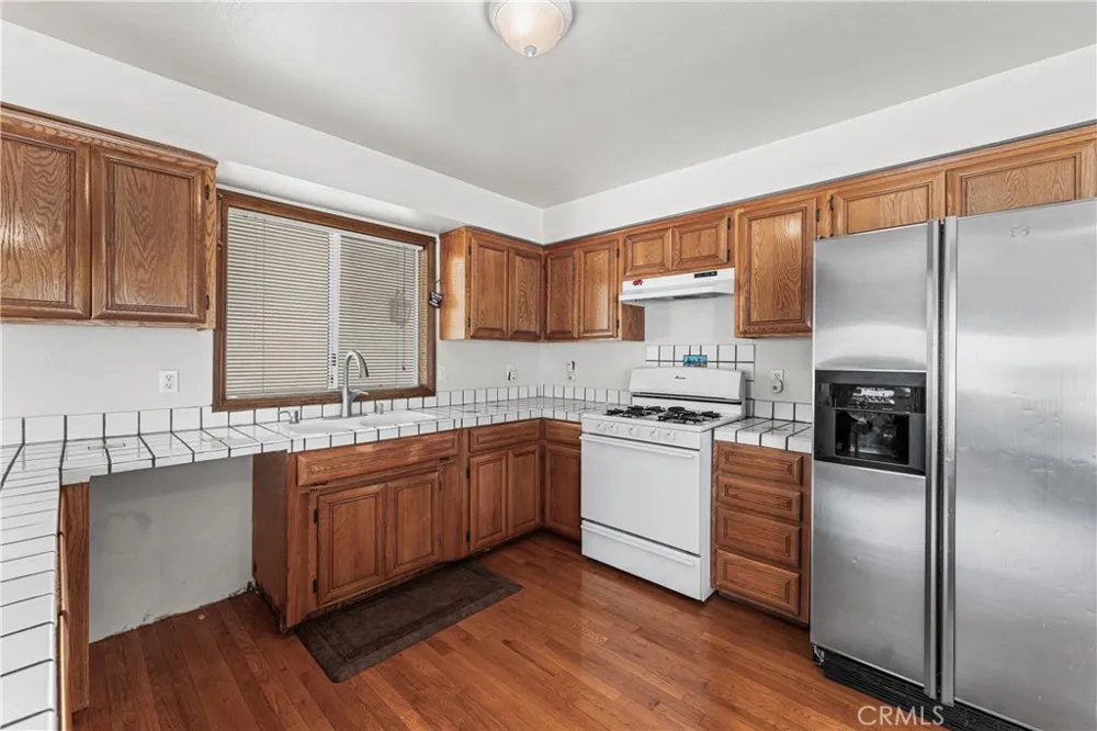 33535 170th E Llano, CA 93544