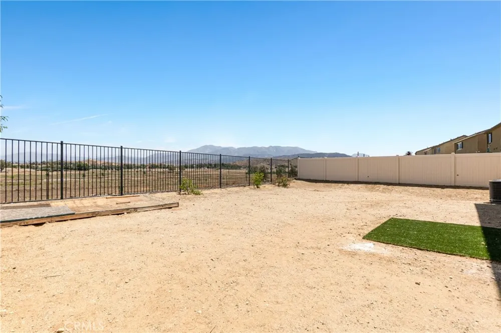 1100 Little Leaf Calimesa, CA 92320