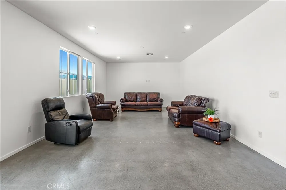 1100 Little Leaf Calimesa, CA 92320