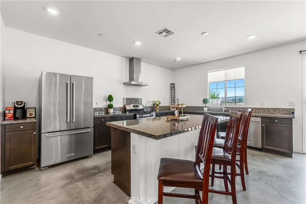 1100 Little Leaf Calimesa, CA 92320