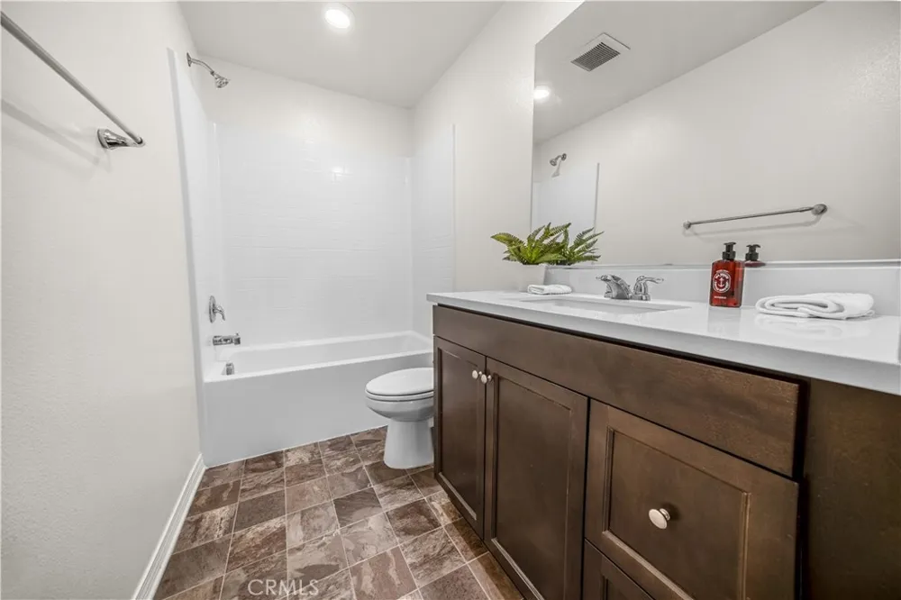 1100 Little Leaf Calimesa, CA 92320