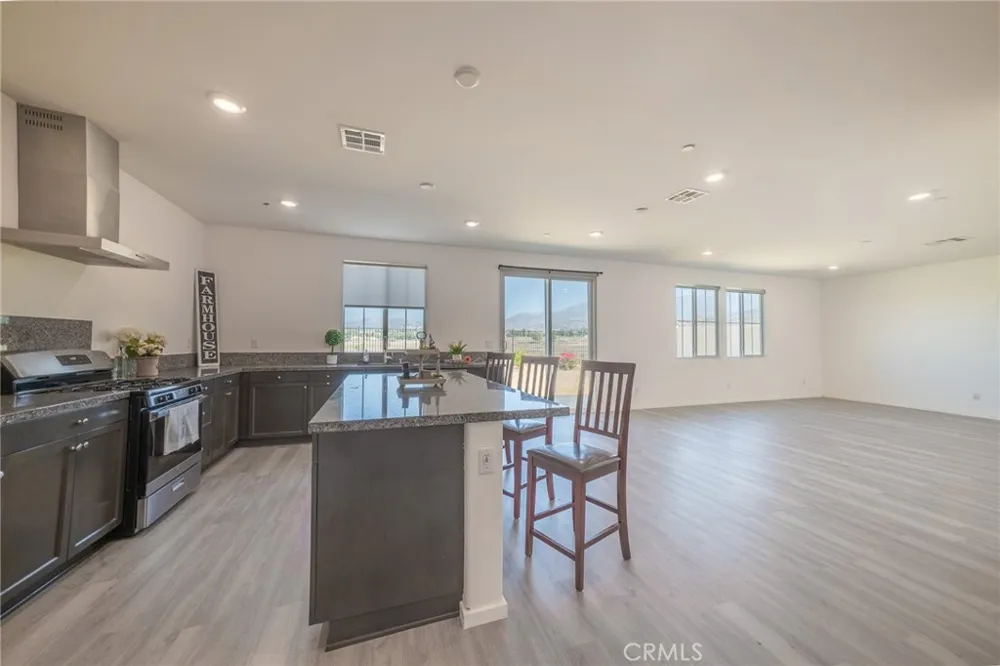 1100 Little Leaf Calimesa, CA 92320