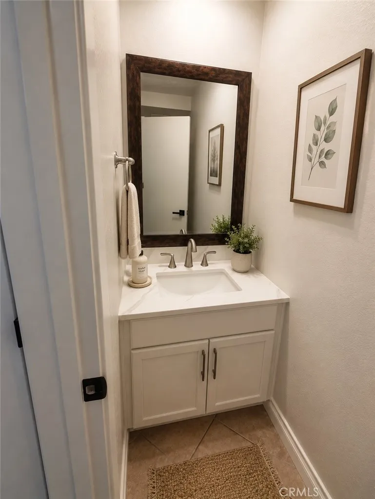 10125 De Soto Avenue #42 Chatsworth, CA 91311