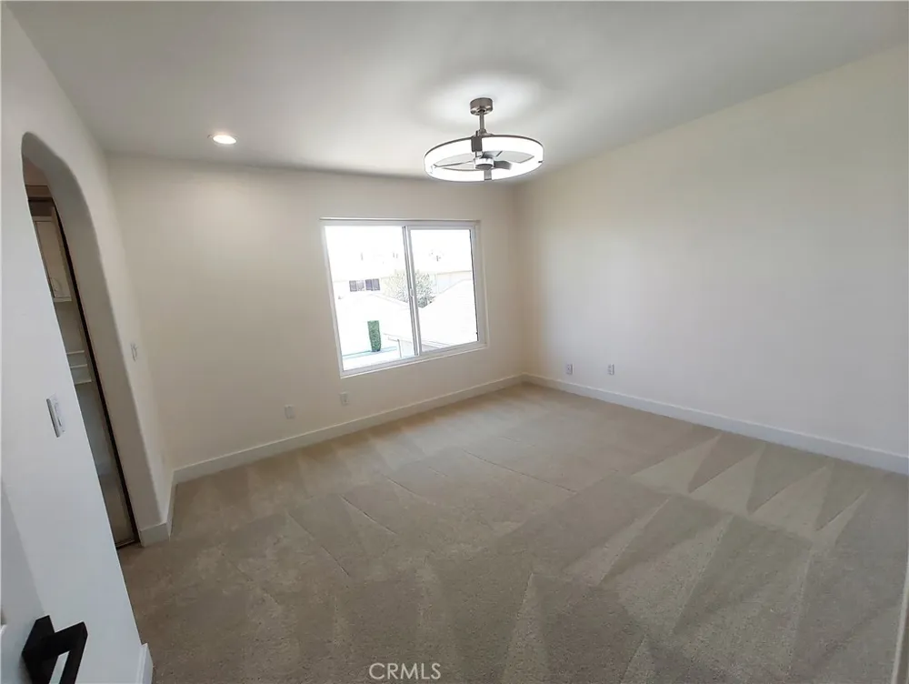 10125 De Soto Avenue #42 Chatsworth, CA 91311
