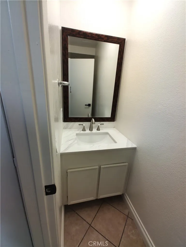 10125 De Soto Avenue #42 Chatsworth, CA 91311