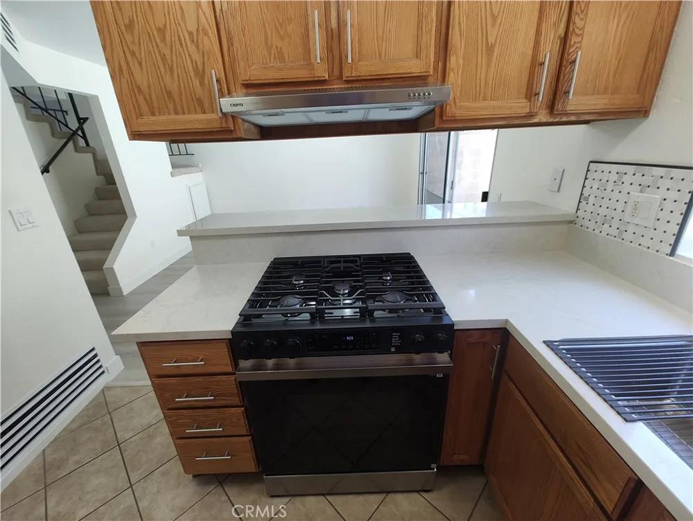 10125 De Soto Avenue #42 Chatsworth, CA 91311