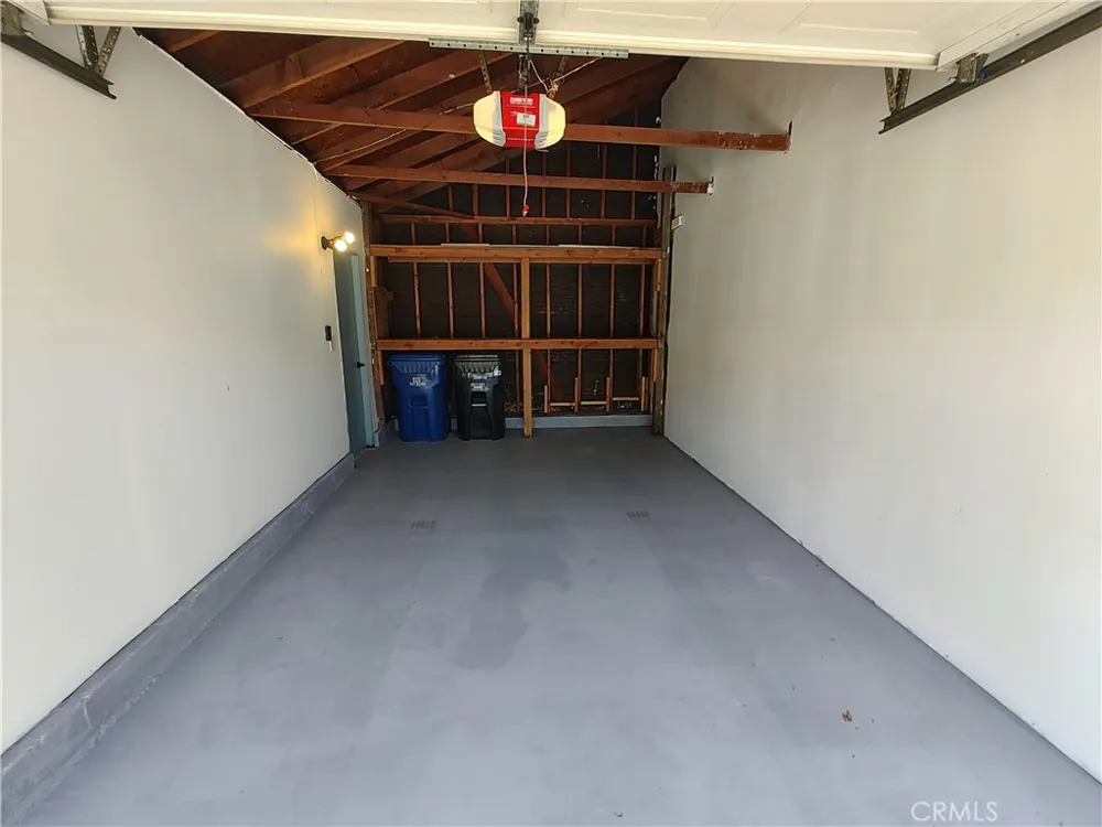 10125 De Soto Avenue #42 Chatsworth, CA 91311