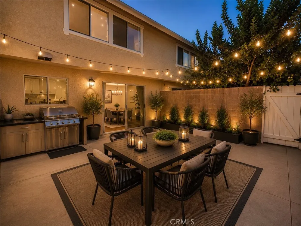 10125 De Soto Avenue #42 Chatsworth, CA 91311
