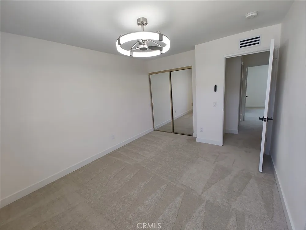 10125 De Soto Avenue #42 Chatsworth, CA 91311