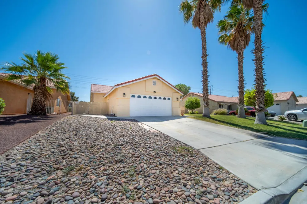 33860 Bell Road Thousand Palms, CA 92276