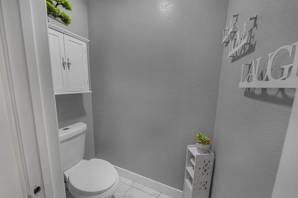 33860 Bell Road Thousand Palms, CA 92276