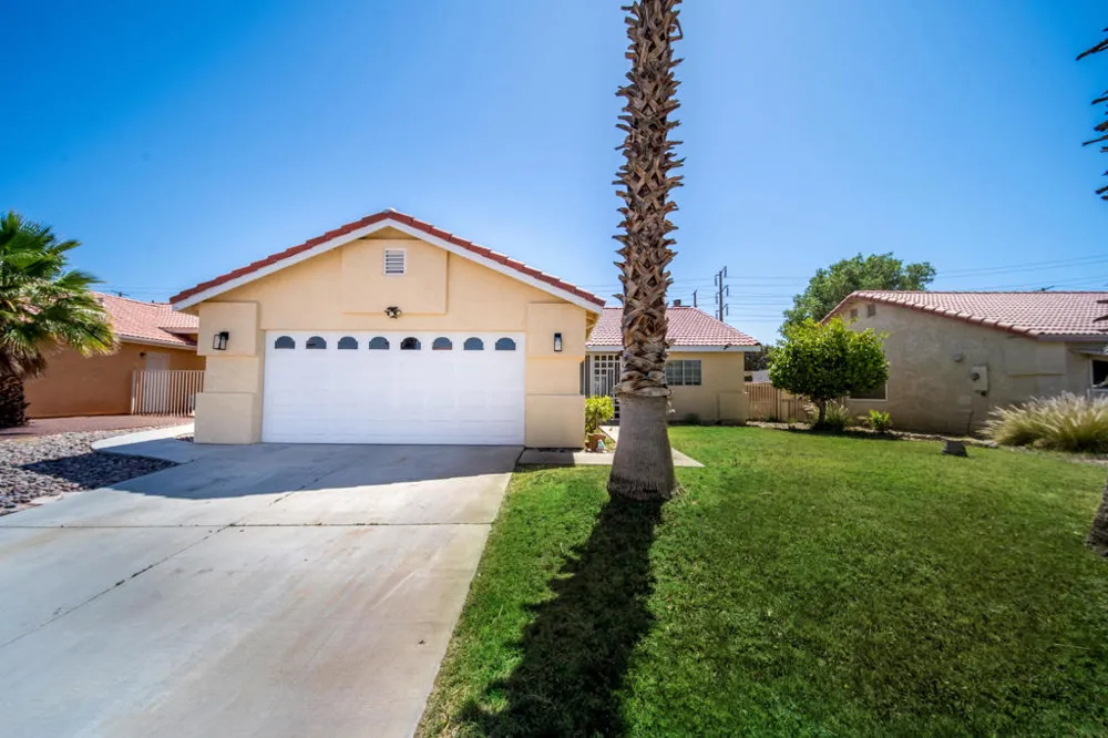 33860 Bell Road Thousand Palms, CA 92276