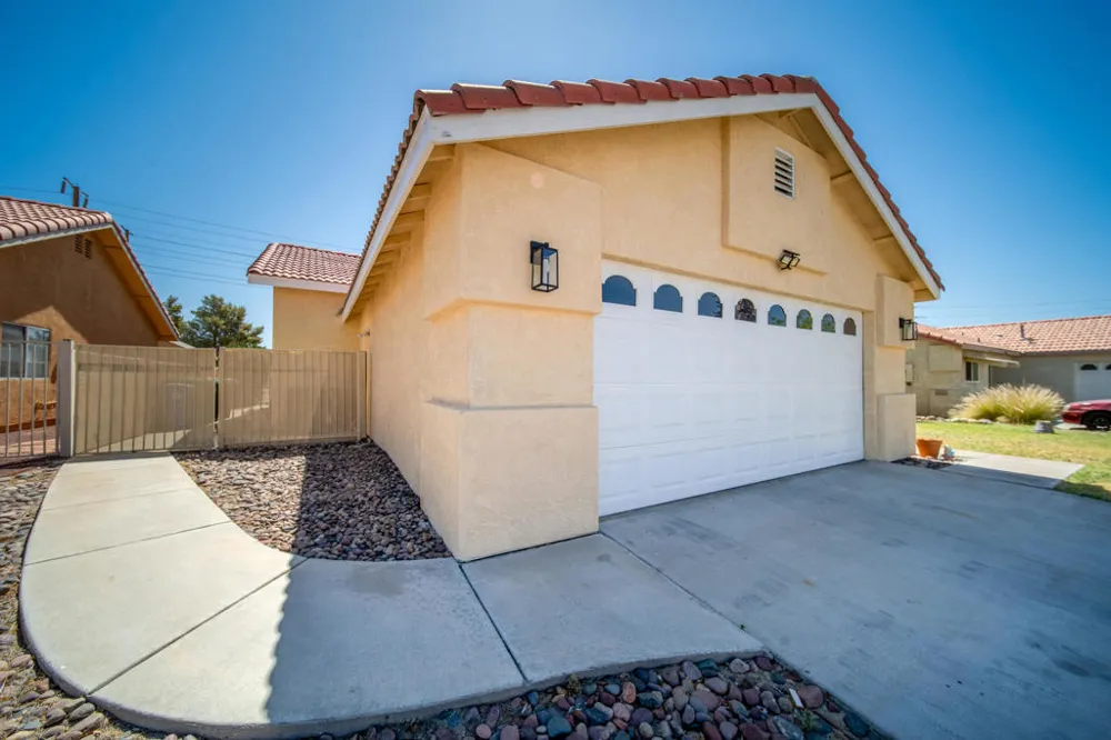 33860 Bell Road Thousand Palms, CA 92276