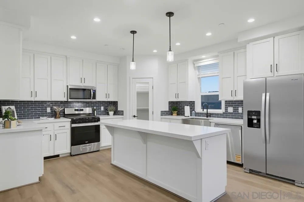 29616 Anthony Rd Valley Center, CA 92082