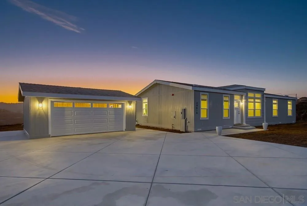 29616 Anthony Rd Valley Center, CA 92082