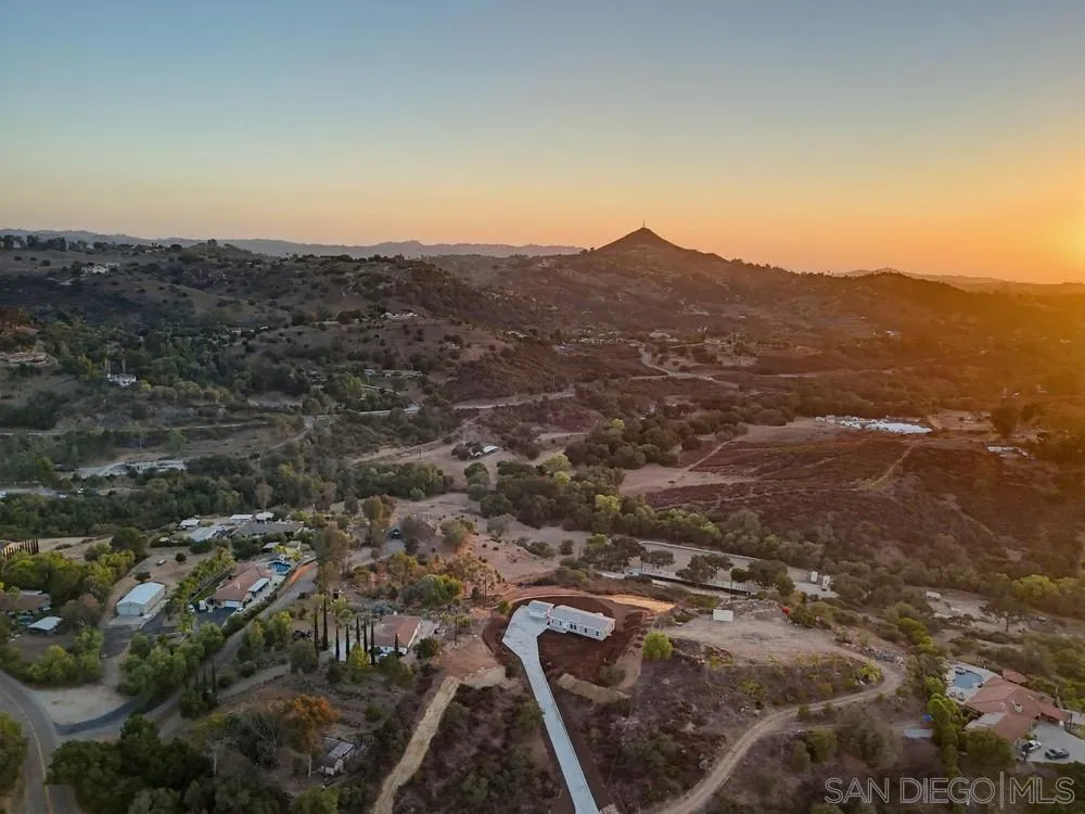 29616 Anthony Rd Valley Center, CA 92082