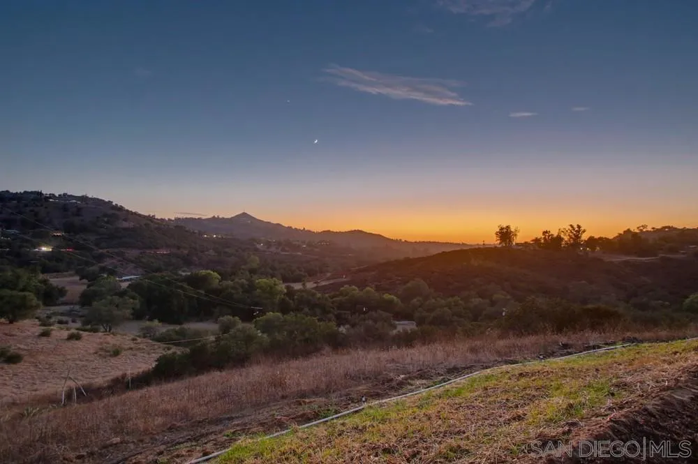 29616 Anthony Rd Valley Center, CA 92082