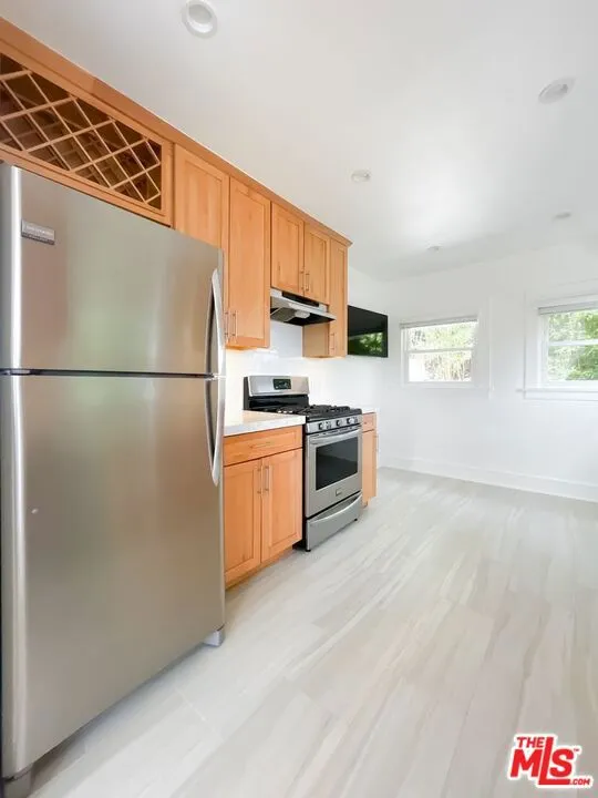 1233 Ozeta Terrace Los Angeles, CA 90069