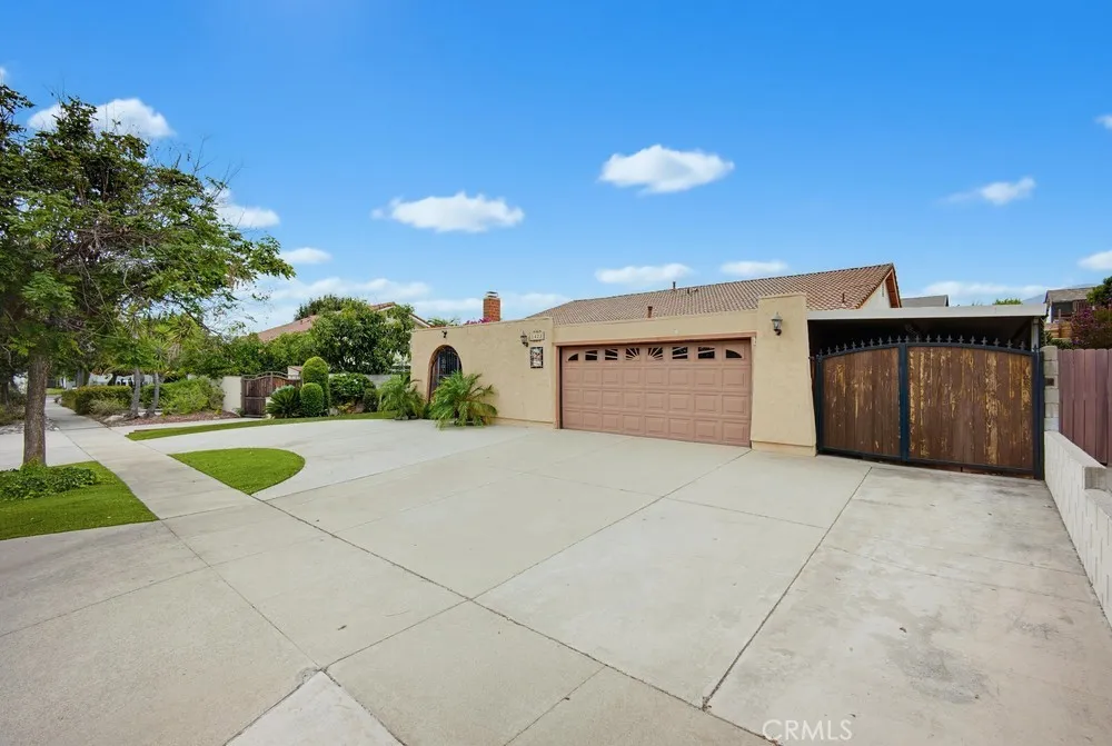 1423 Purdue Upland, CA 91786
