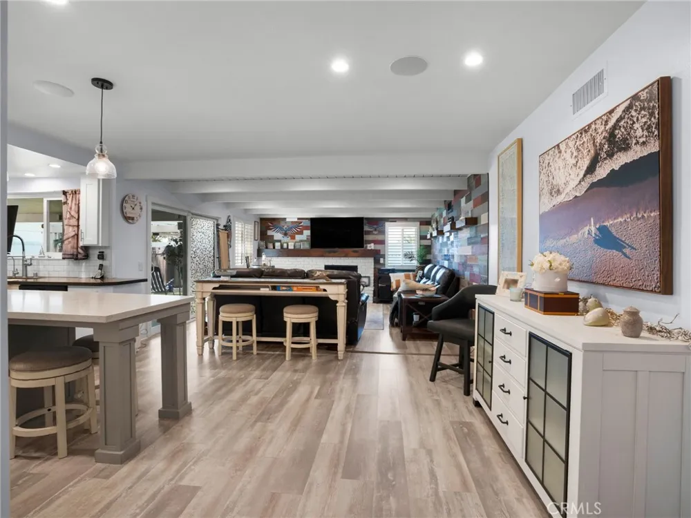 16740 Oak Burl Yorba Linda, CA 92886