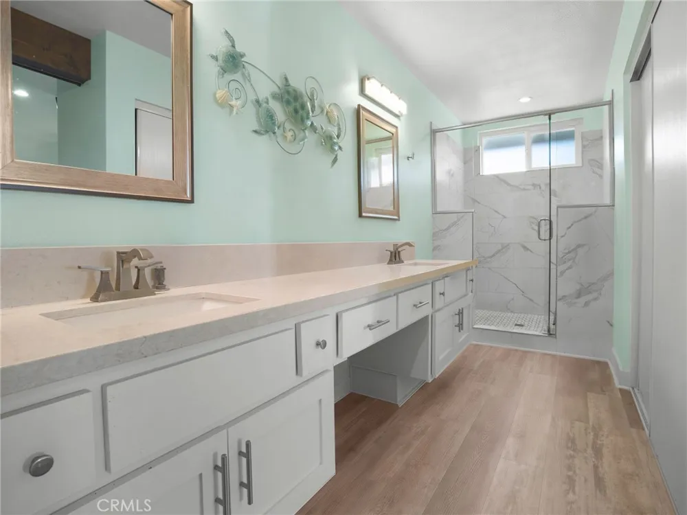 16740 Oak Burl Yorba Linda, CA 92886