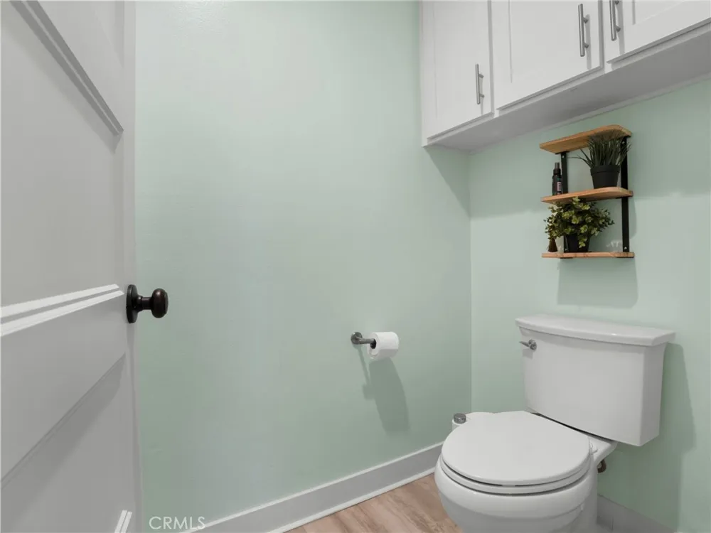 16740 Oak Burl Yorba Linda, CA 92886