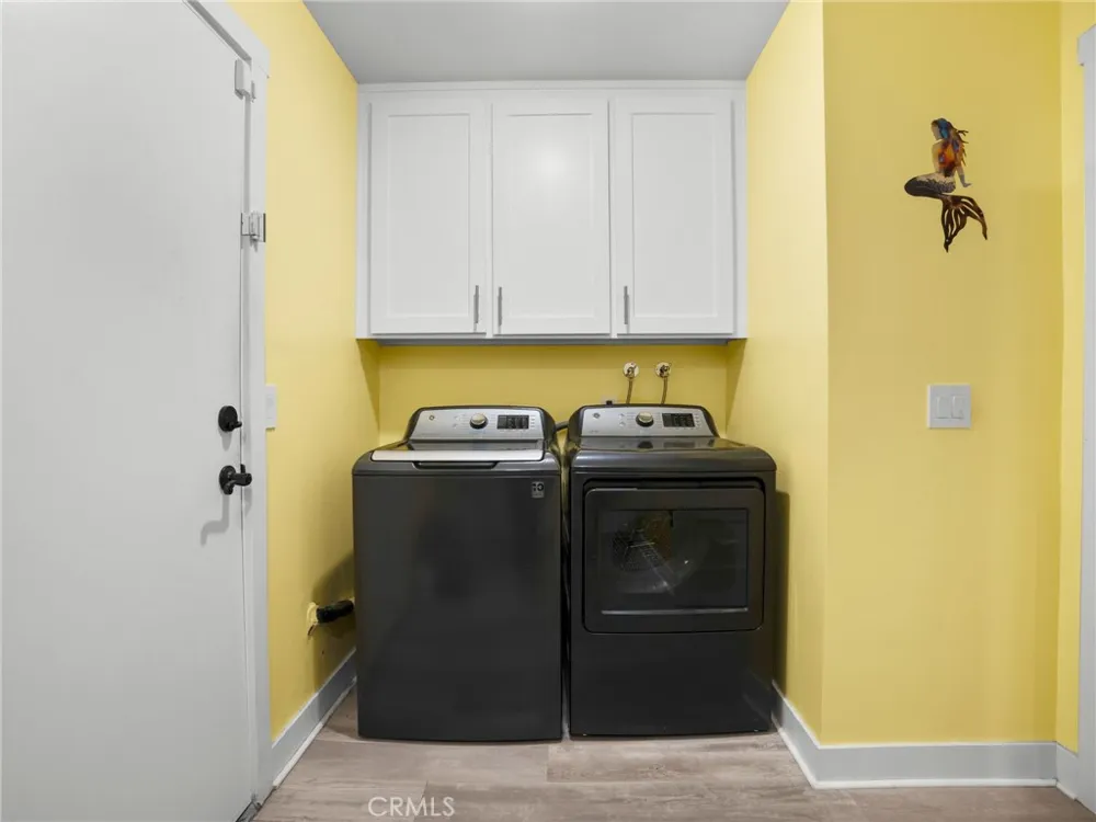 16740 Oak Burl Yorba Linda, CA 92886