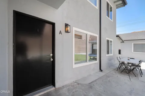 627 E Magnolia Boulevard #A