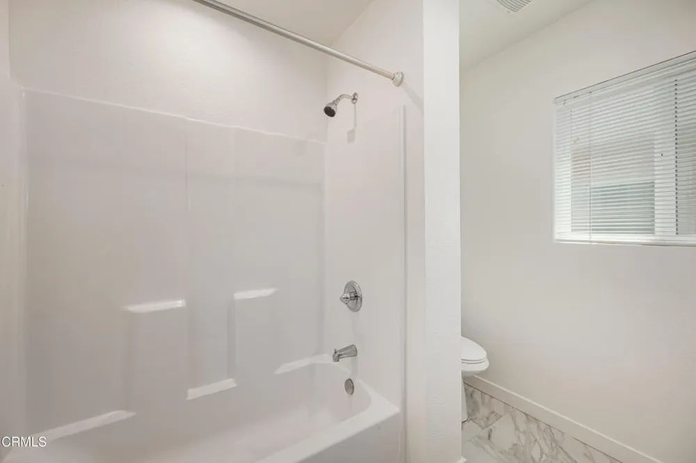 627 E Magnolia Boulevard #A Burbank, CA 91501