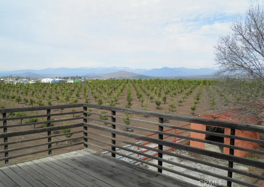 7860 Road 252 Terra Bella, CA 93270