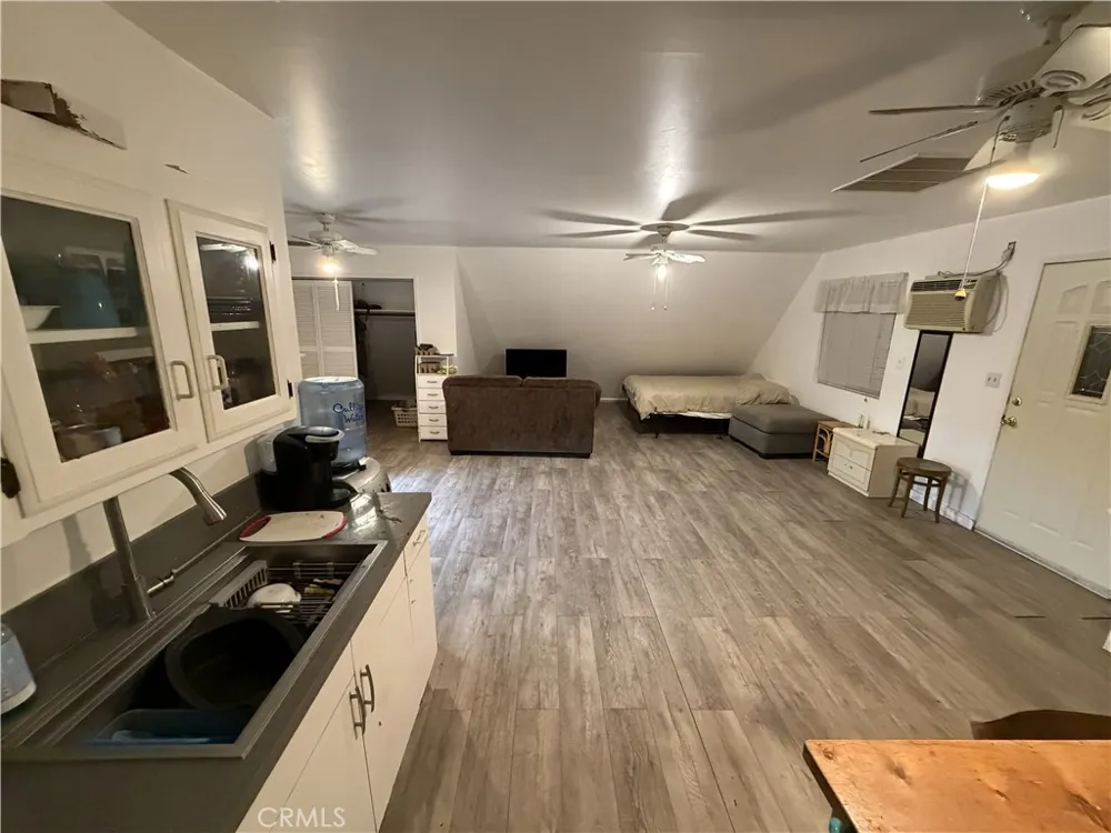 7860 Road 252 Terra Bella, CA 93270