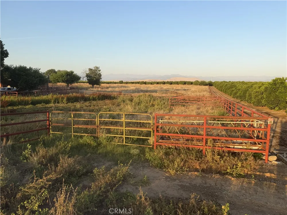 7860 Road 252 Terra Bella, CA 93270