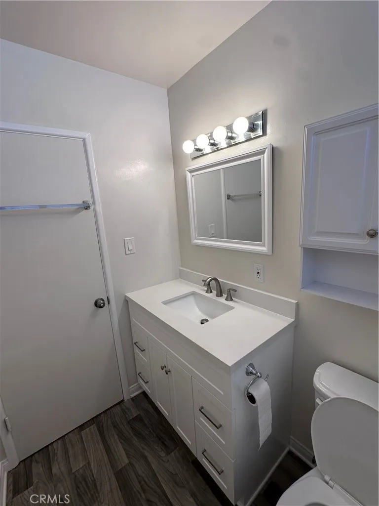 13520 Rye Street Sherman Oaks, CA 91423