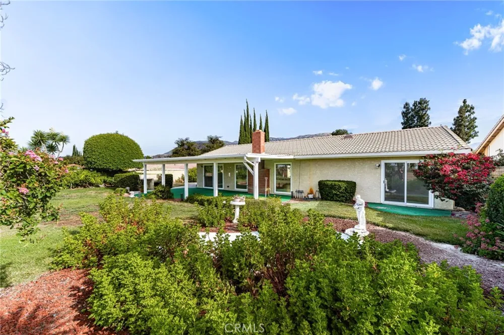 1348 Hickory La Verne, CA 91750