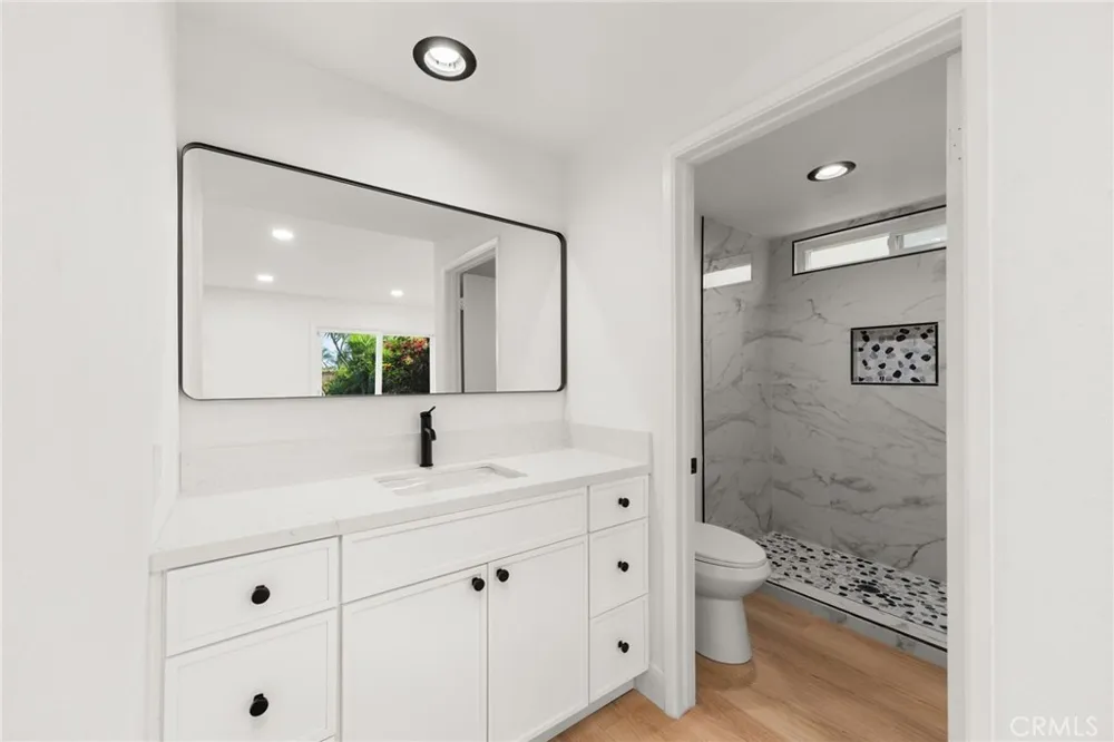 1348 Hickory La Verne, CA 91750