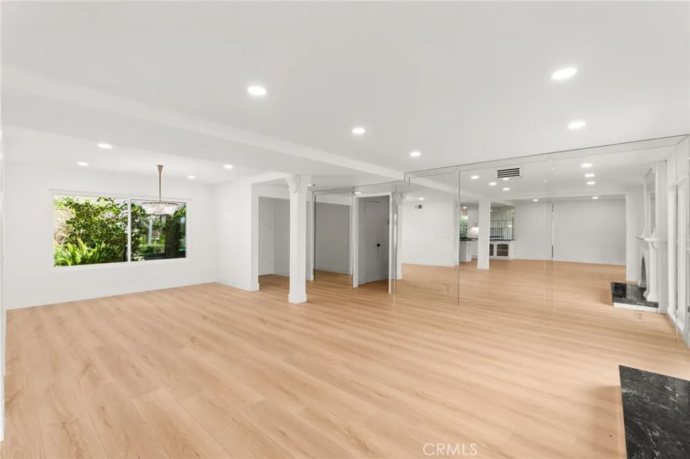 1348 Hickory La Verne, CA 91750