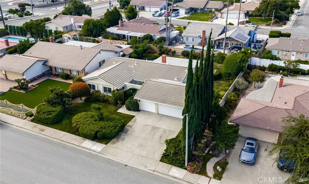 1348 Hickory La Verne, CA 91750