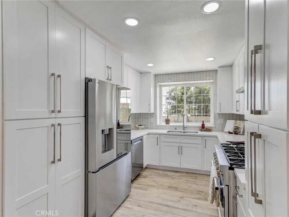 1832 E Turmont Carson, CA 90746