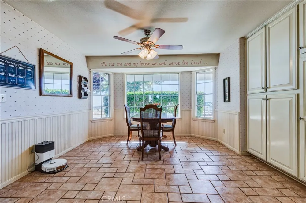8650 Cowberry Road Phelan, CA 92371