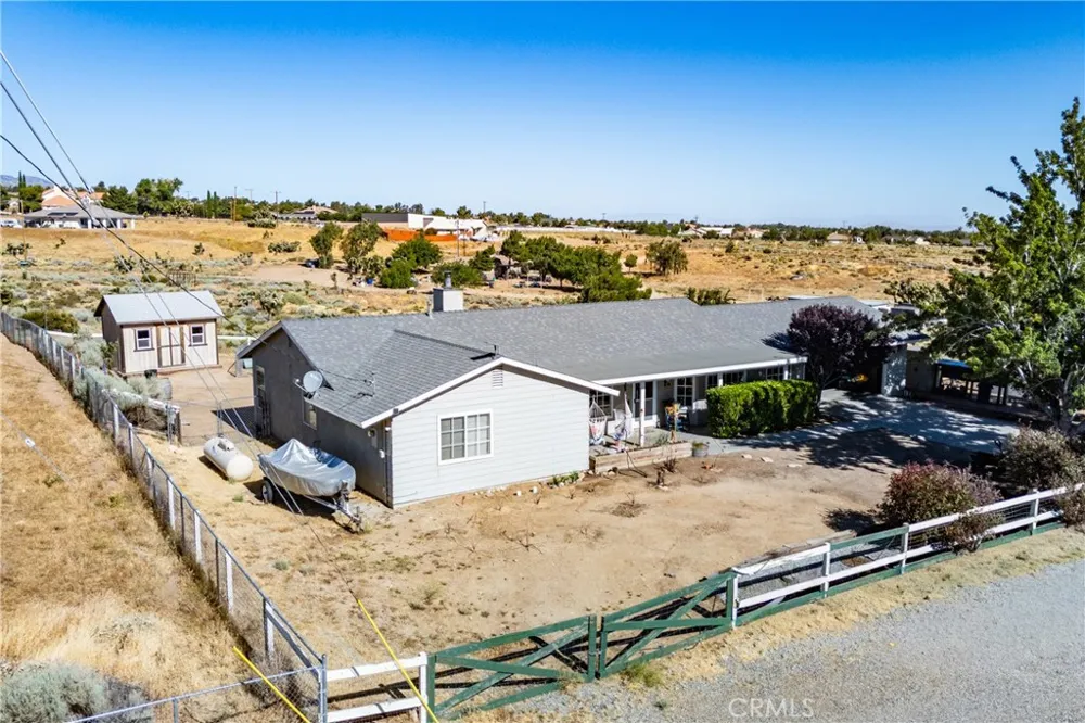 8650 Cowberry Road Phelan, CA 92371