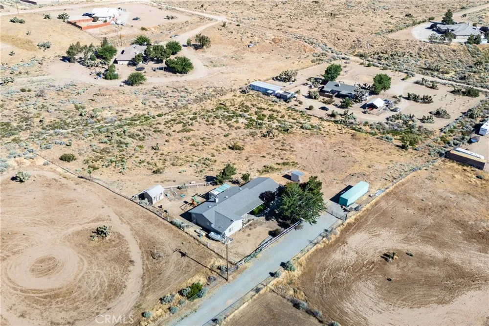8650 Cowberry Road Phelan, CA 92371