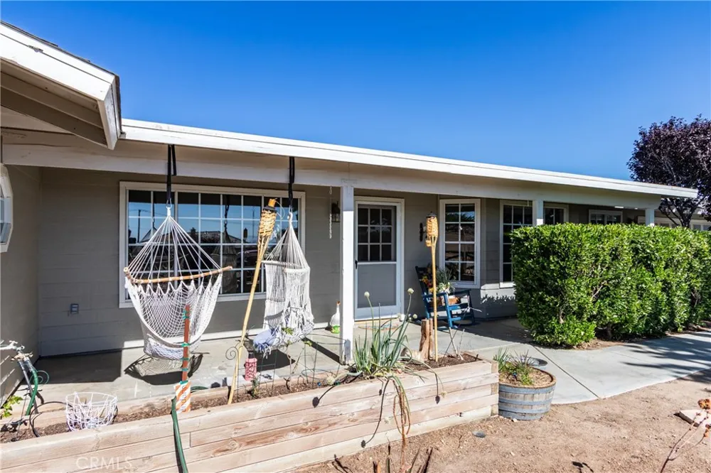 8650 Cowberry Road Phelan, CA 92371