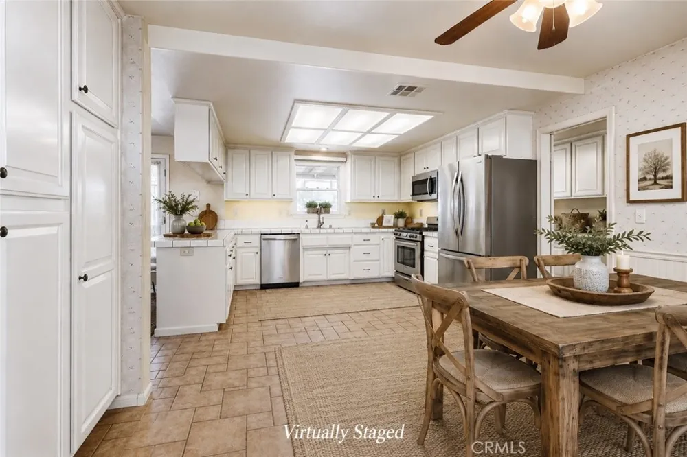 8650 Cowberry Road Phelan, CA 92371