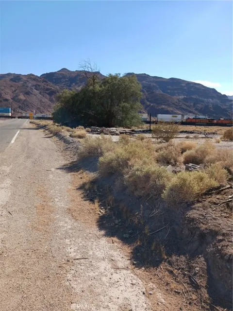 Mountain View Road