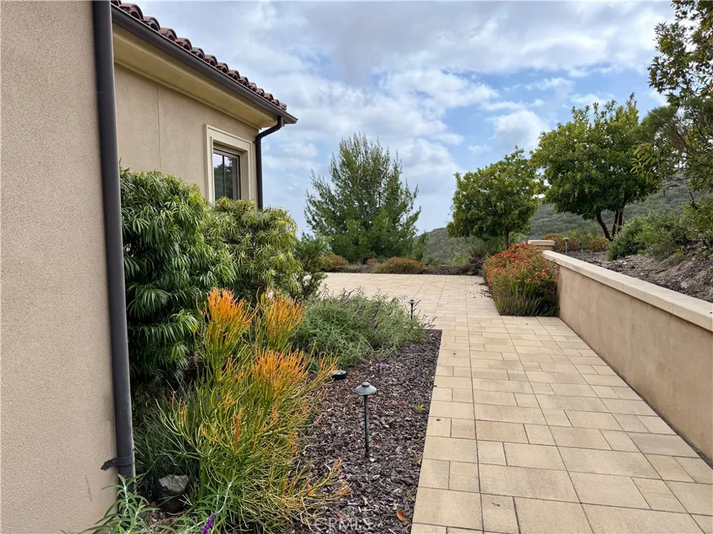 18148 Avnda Orilla Rancho Santa Fe, CA 92067