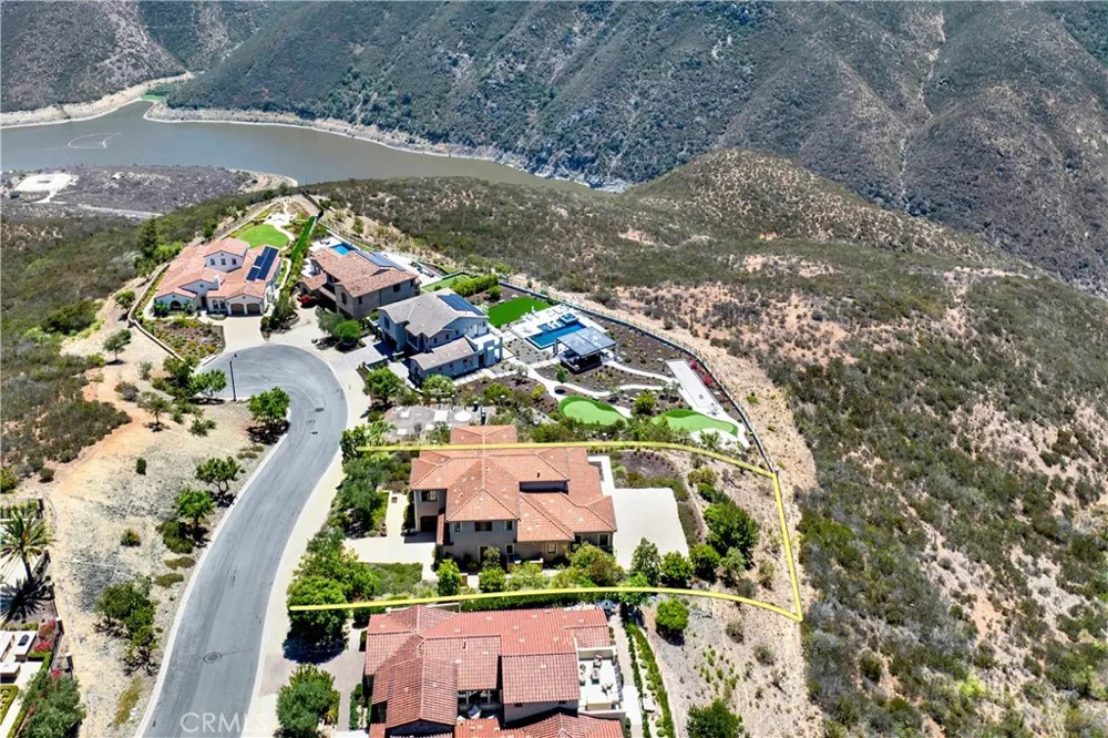 18148 Avnda Orilla Rancho Santa Fe, CA 92067