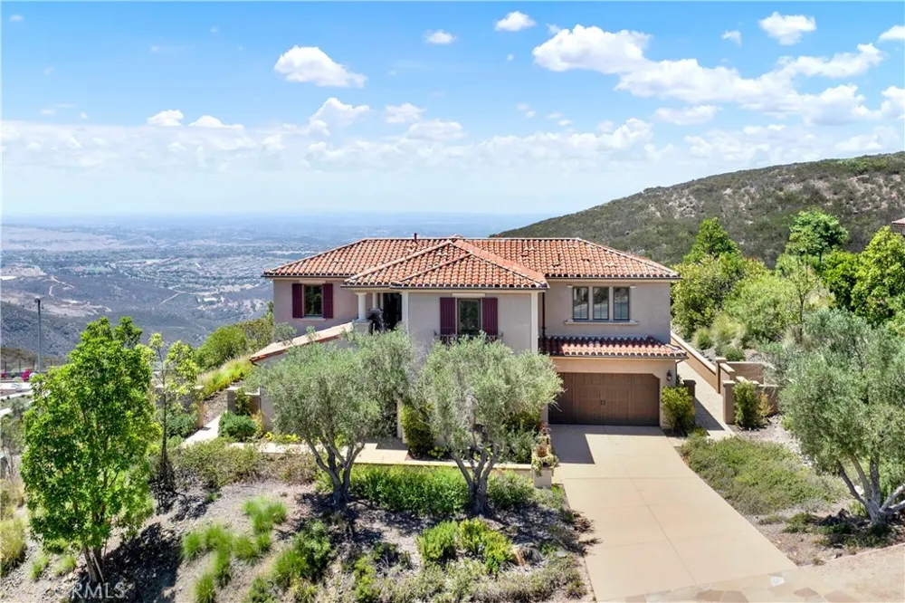 18148 Avnda Orilla Rancho Santa Fe, CA 92067