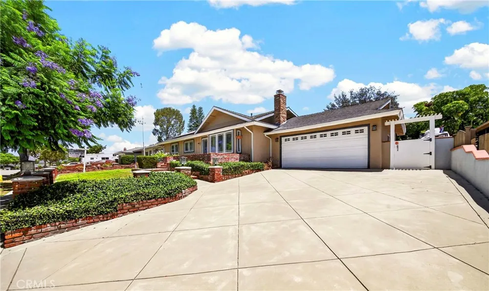 2816 Woodbine Avenue Fullerton, CA 92835
